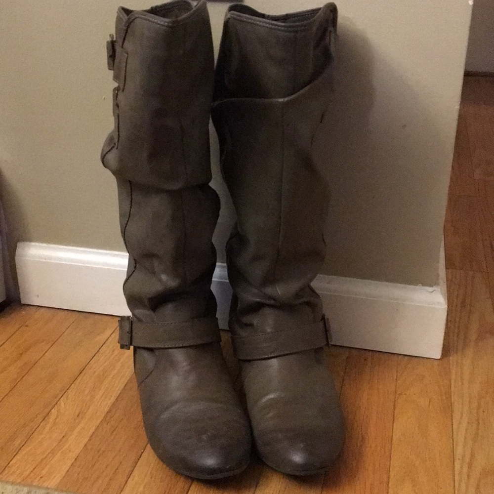Decree boots size 9